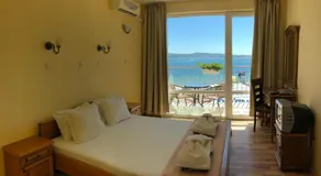 Family Hotel Littoral - Image 2