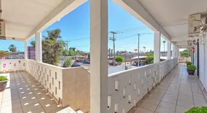 Pearl Point Hotel - Image 2