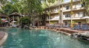 Ramada Spacious Studio Apartment with Pool Views - Image 5