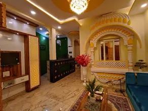Rajwada Palace - Image 4