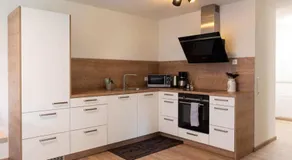 Oak Comfortable Holiday Residence - Image 3