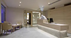 Design & Suite Hotel Ciarnadoi - Image 5