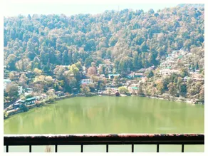 Goroomgo Chinar Lake View Nainital - Image 3
