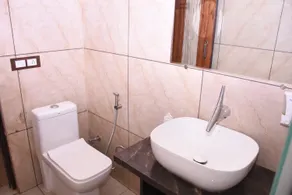 Hotel Pragati Inn - Image 5