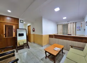 Newlands homestay near mall - Image 2