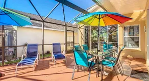 Family pool home w backyard & game room - Image 5