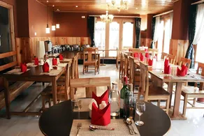 Hotel Khamsum - Image 3