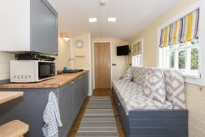 Elsie's Retreat - Image 4