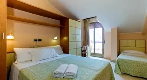 Hotel Miramare - Silvi Marina - Image 2