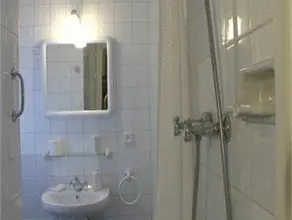 Tibidabo Apartments - Image 3