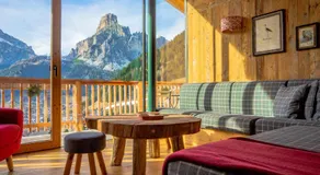 Luxury Chalet Liosa - Ski in Ski out - Amazing view - Image 3