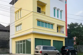 RedDoorz at Kanaka Hostel Tanjung Pinang - Image 5