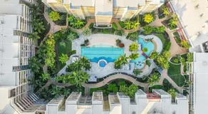 Resort 2BR - Lagoon Pool Spa gym - Sleeps 6 - Baby Stay Equipped - Free Parking - Image 3