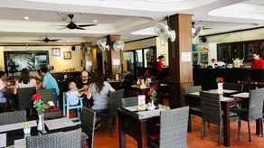 Surin Bay Inn - Image 3