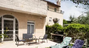 Exclusive Jerusalem Villa - Image 4