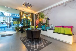 V Garden Hotel - Image 3