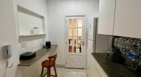 Leme de frente para o mar na Quadra Gourmet da Atlântica - Image 4