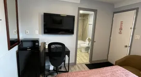 Royal Inn - Image 2