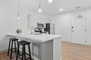 Town St Medical Lofts - Image 5