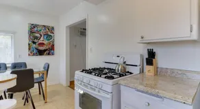 2 Bedroom Mid-Wilshire Charmer close to Downtown - Image 5