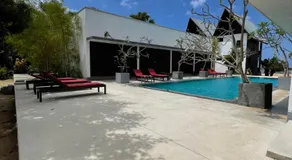 Downwinder Lagoon Lodge - Image 4