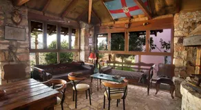 Dogis Retreat - Image 5