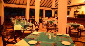 Catamaran Beach Hotel - Image 3