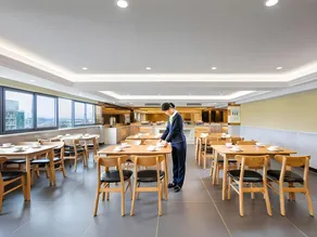 Vienna International Hotel Zhejiang Yuyao Fengshan Road - Image 2