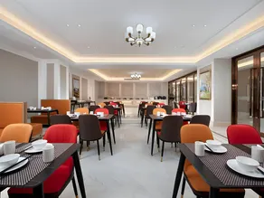 Vienna Hotel Guangdong Heyuan Dongyuan - Image 3