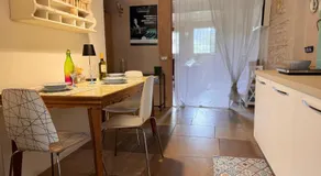 La Maison Deux - Image 3