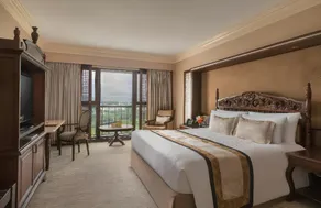 The Manila Hotel - Image 5