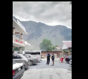 Hotel Lucky Inn Naran - Image 4