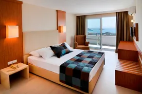 Marti Beach Hotel - Image 2