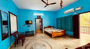 Phoenix Holiday Home - Image 2