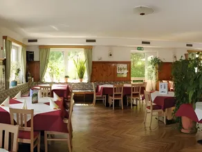 Landgasthof zur Bruthenne - Image 3