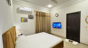 Cozy & Peaceful Rooms Near Lyallpur Galleria - Image 2