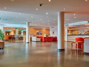 Future Inn Plymouth - Image 2