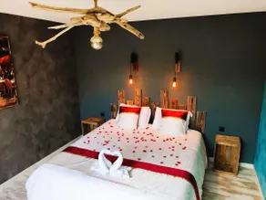 Villa with Nordic Bath - Image 2