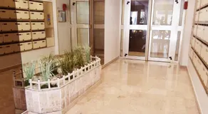 2 pièces avec terrasse -Calme-Sans vis à vis-garage-centre de Cannes - Image 3