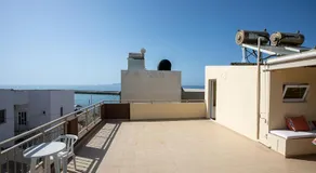Apartamento num hotel \"Rania Studio No 8\" com vista para o mar, terraço partilhado e acesso Wi-Fi - Image 4