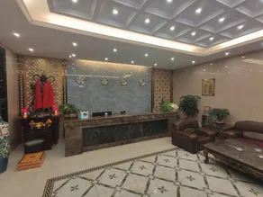 Yu Fu Yuan Hotel - Image 3