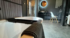 Luxury Loft - Image 3