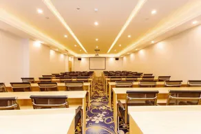 Lavande Hotel (Chongzhou Wanda Plaza) - Image 2