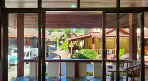 Island View Bungalows - Image 5