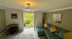 Mmc serviced accommodation 2 - Image 2