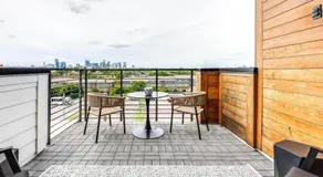Skyline View With Rooftop Deck - Image 3