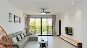 Xiaos Henderson Hotel - Image 2