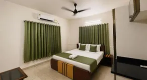 Blanco Airport Suite - Image 2