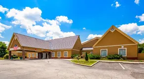 Deluxe Inn Wytheville - Image 3