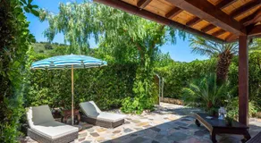 Elbaloves Appartaments Villa - Image 3